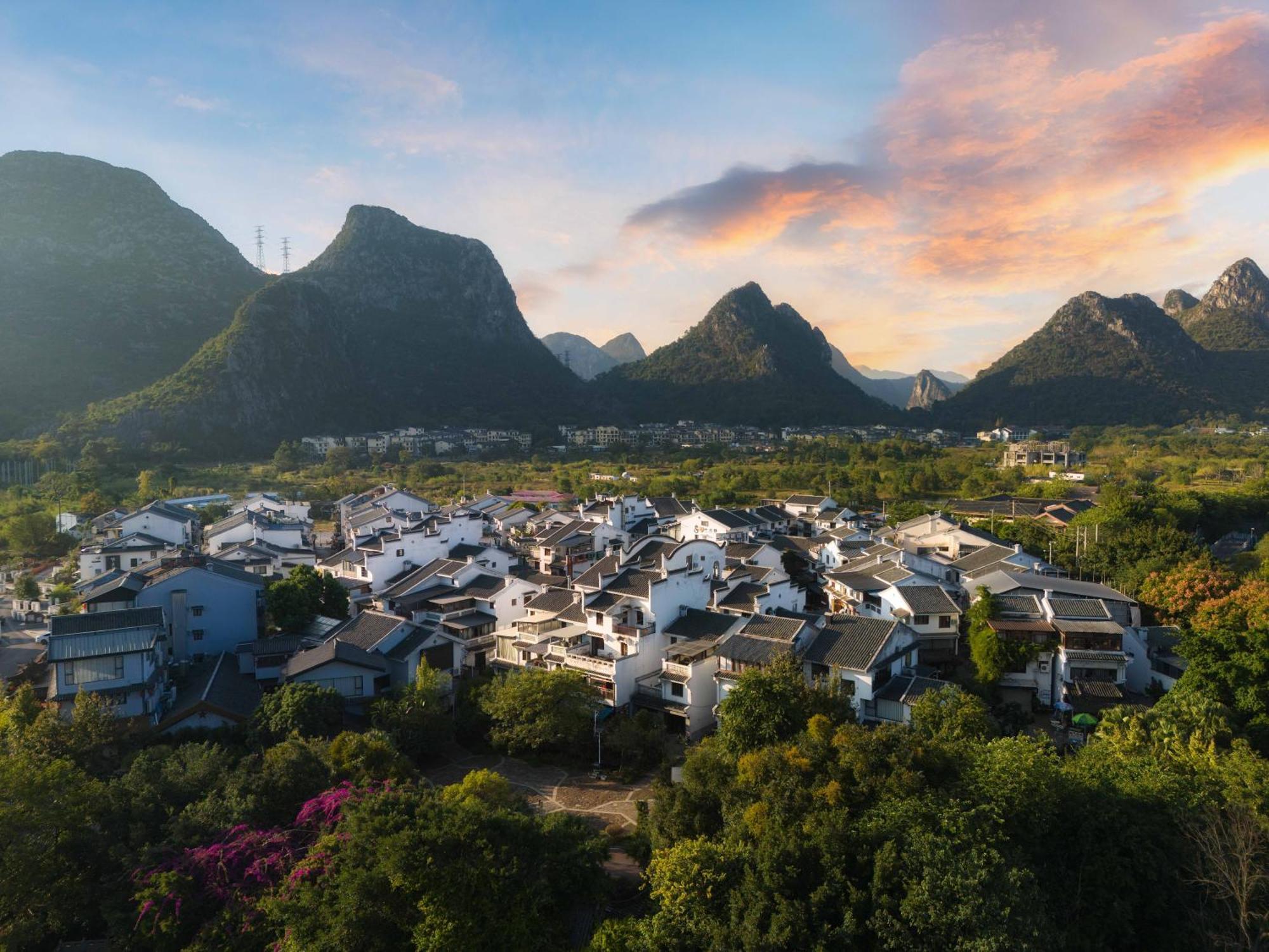 Guilin Village Creek Inn-Free Private Car Pick Up Station Stay 3 Nights Exteriér fotografie